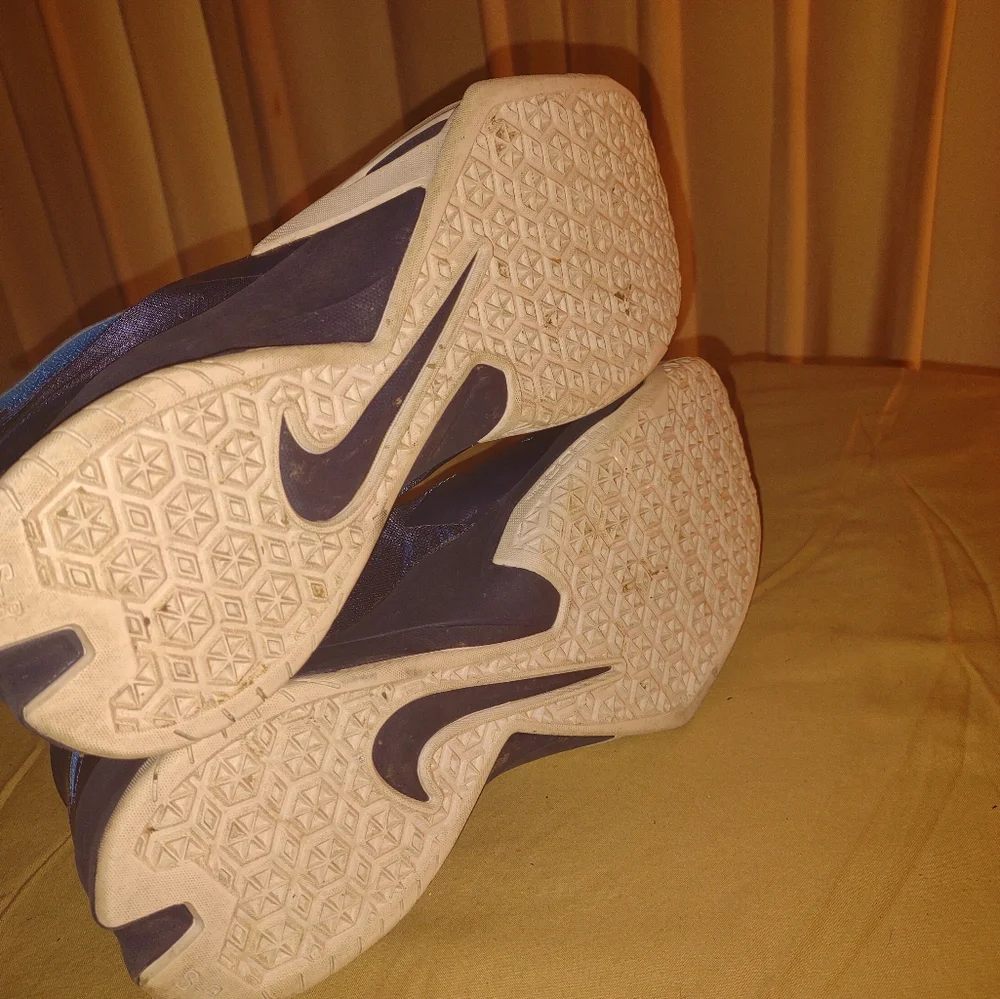 LeBron Zoom Soldier 8 'Midnight Navy' - Picture 7 of 7